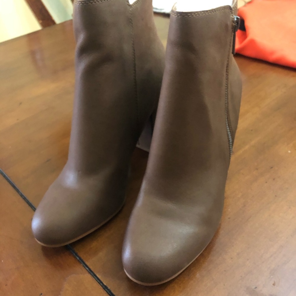 Lucky brand brown leather heel booties